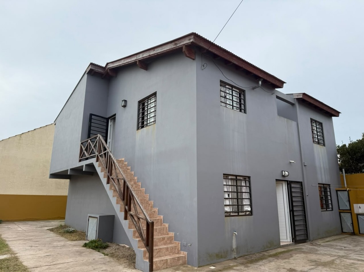 Complejo de 3 departamentos de 3 ambientes a 100 mts del mar - Mar del Tuyu