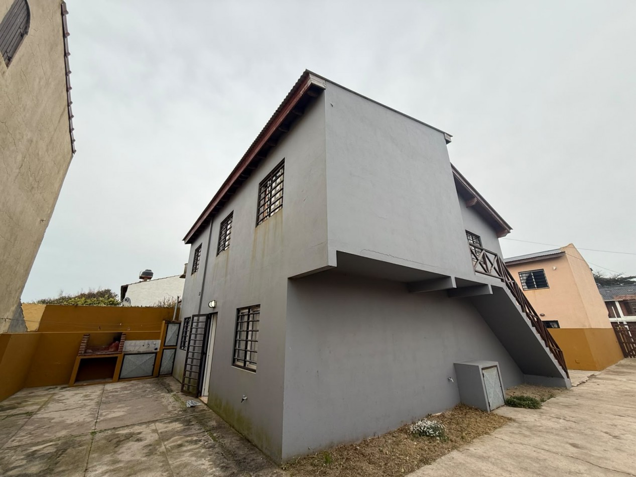 Complejo de 3 departamentos de 3 ambientes a 100 mts del mar - Mar del Tuyu