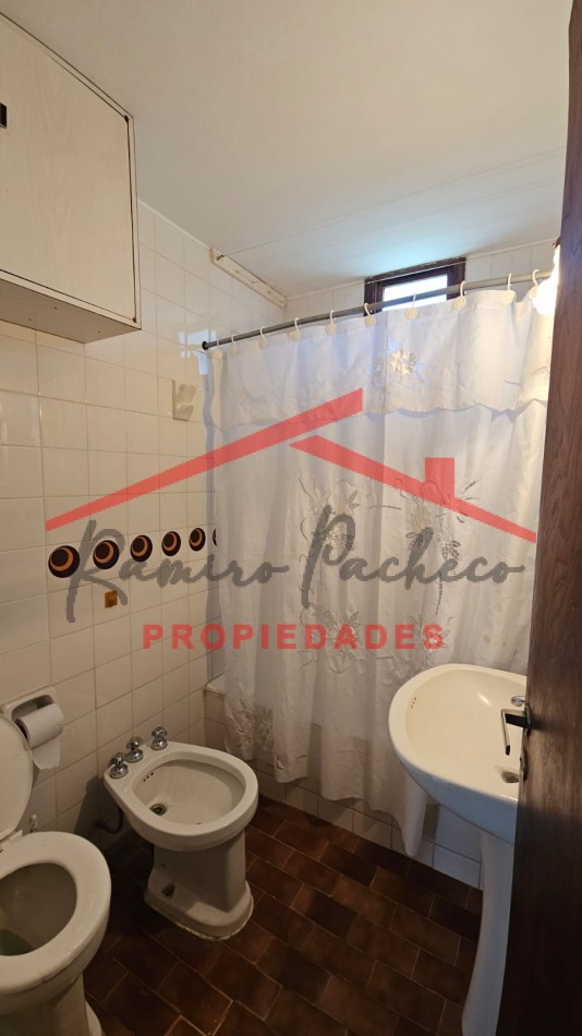 Se vende departamento en pinamar tres ambientes