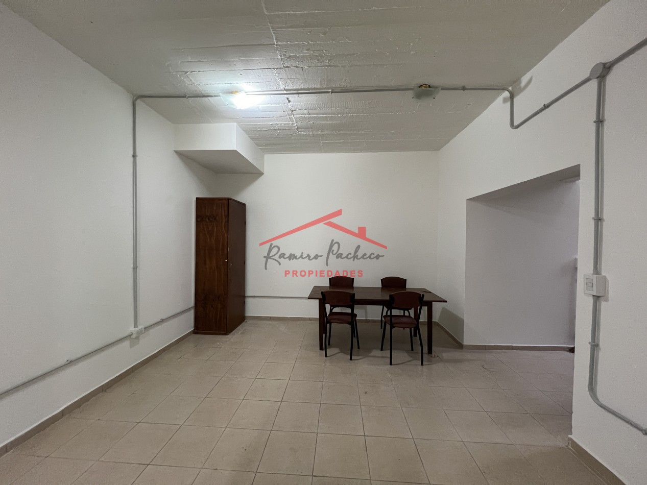 Local con departamento en venta en Villa Gesell