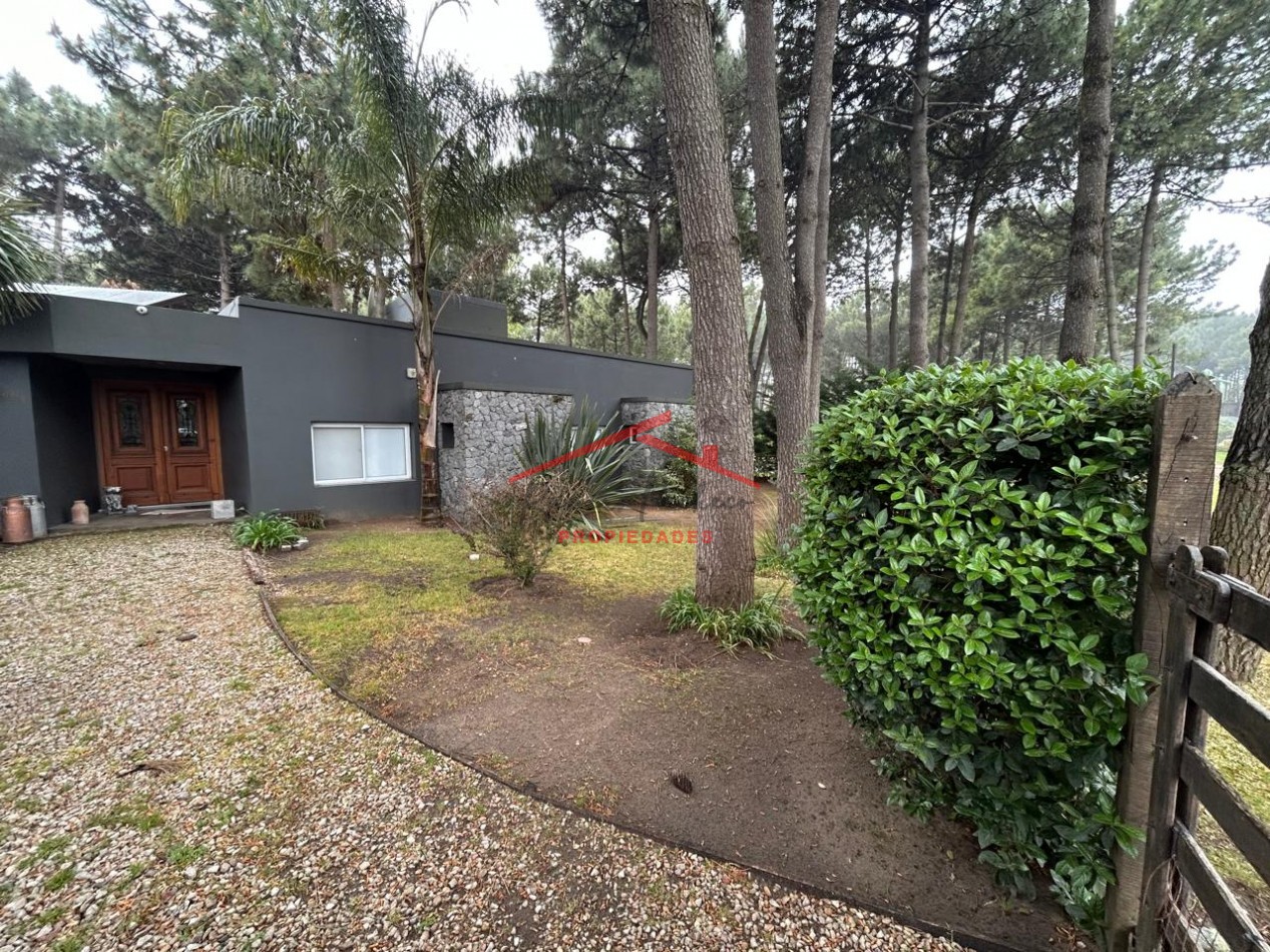 Casa en venta en pinamar barrio nayades