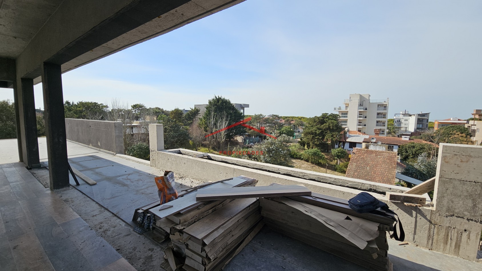 Lote multifamiliar en venta en Ostende Pinamar