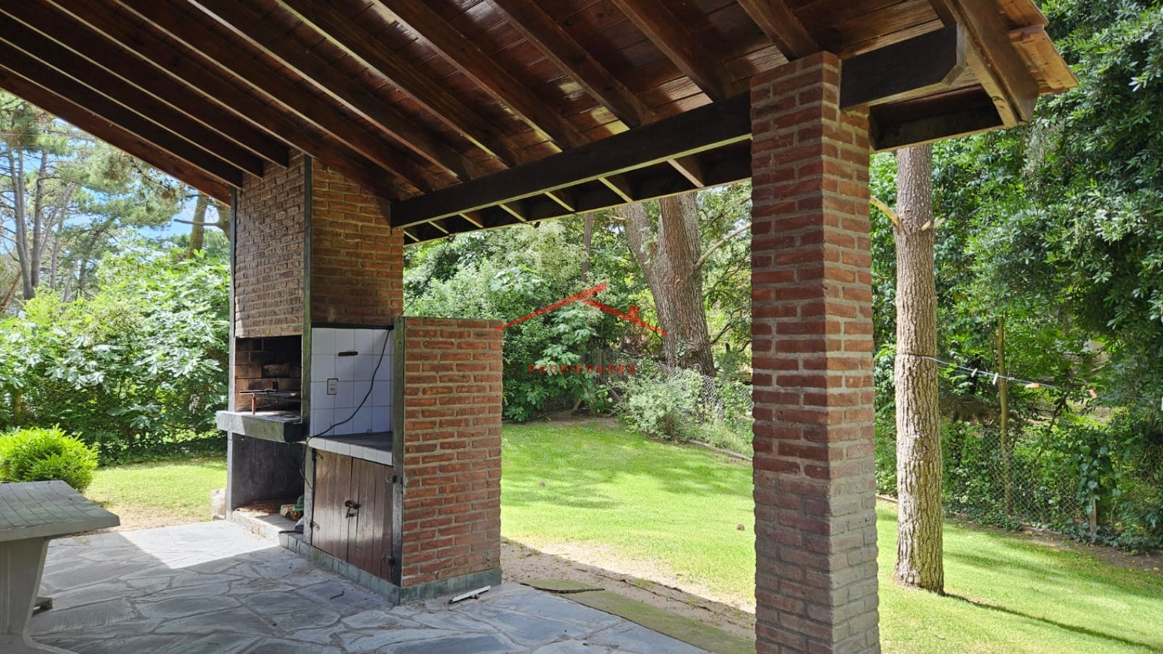 Casa 5 ambientes en Valeria del Mar