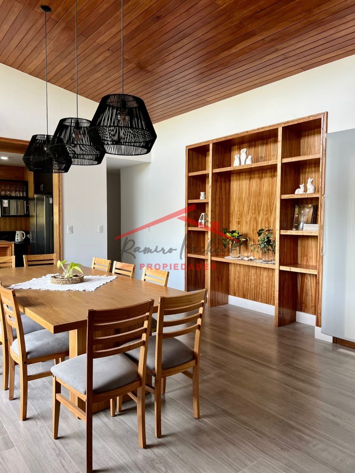 Casa en venta en Villa Robles oportunidad