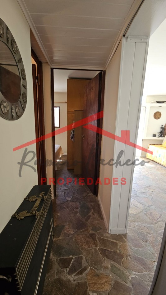 Se vende departamento en pinamar tres ambientes