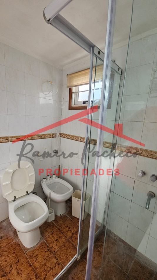 Casa en Valeria Del Mar en Terreno Multifamiliar