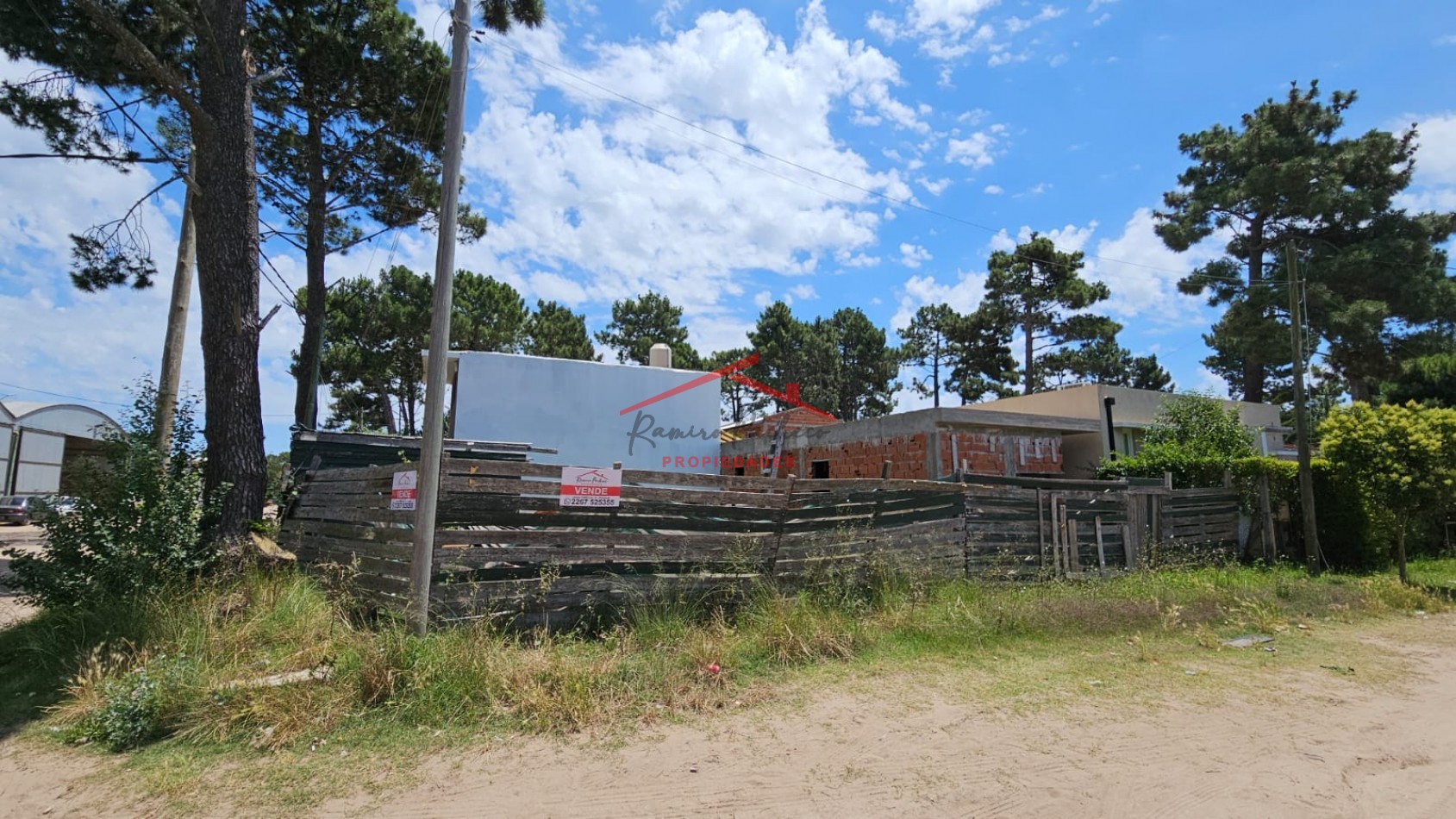 Lote industrial en venta zona Ostende
