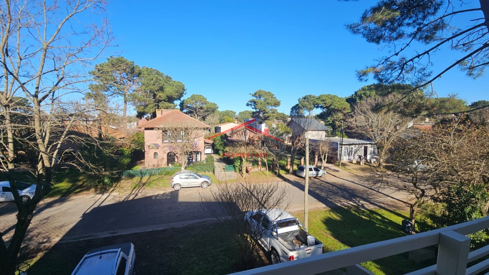 Alquiler casa de 5 ambientes en Pinamar