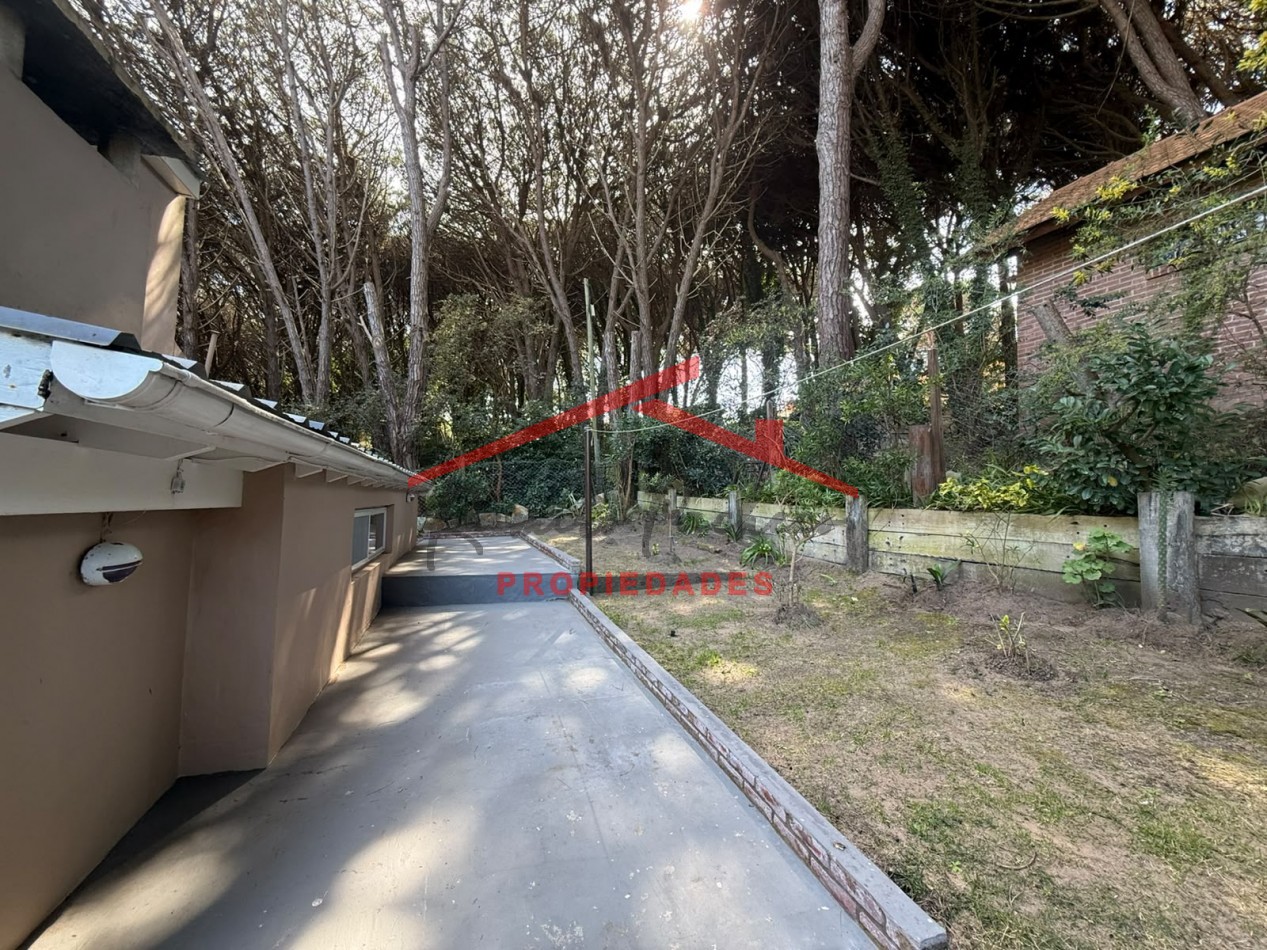 Casa en Pinamar Norte - Barrio Golf