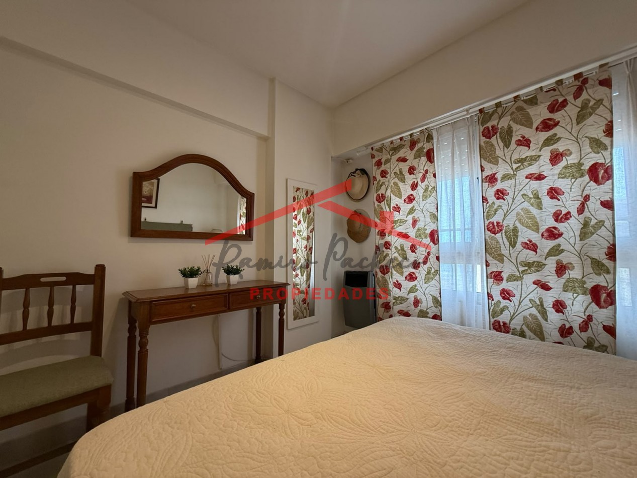 Se vende departamento tres ambientes en pinamar con vista al mar