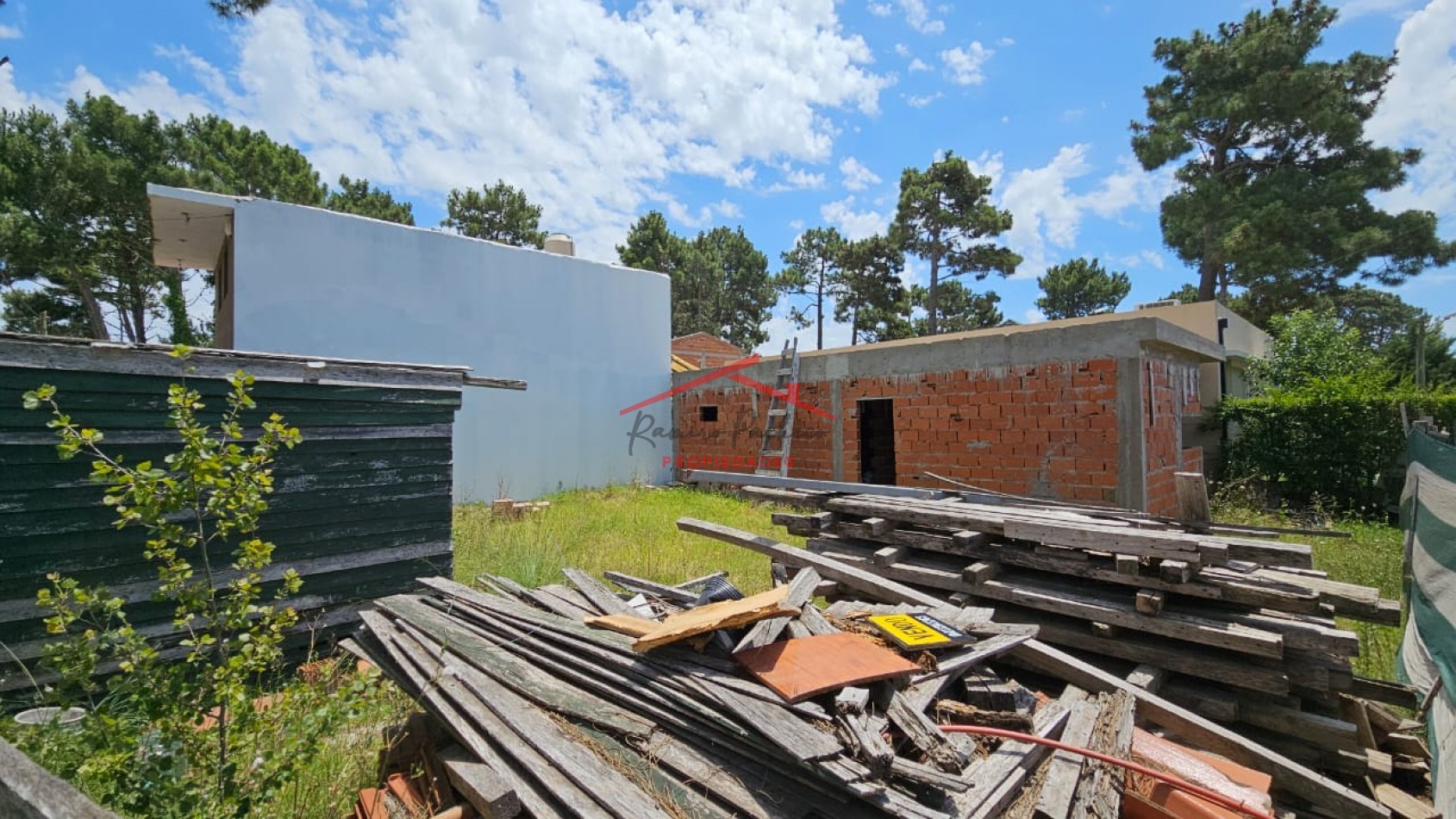 Lote industrial en venta zona Ostende