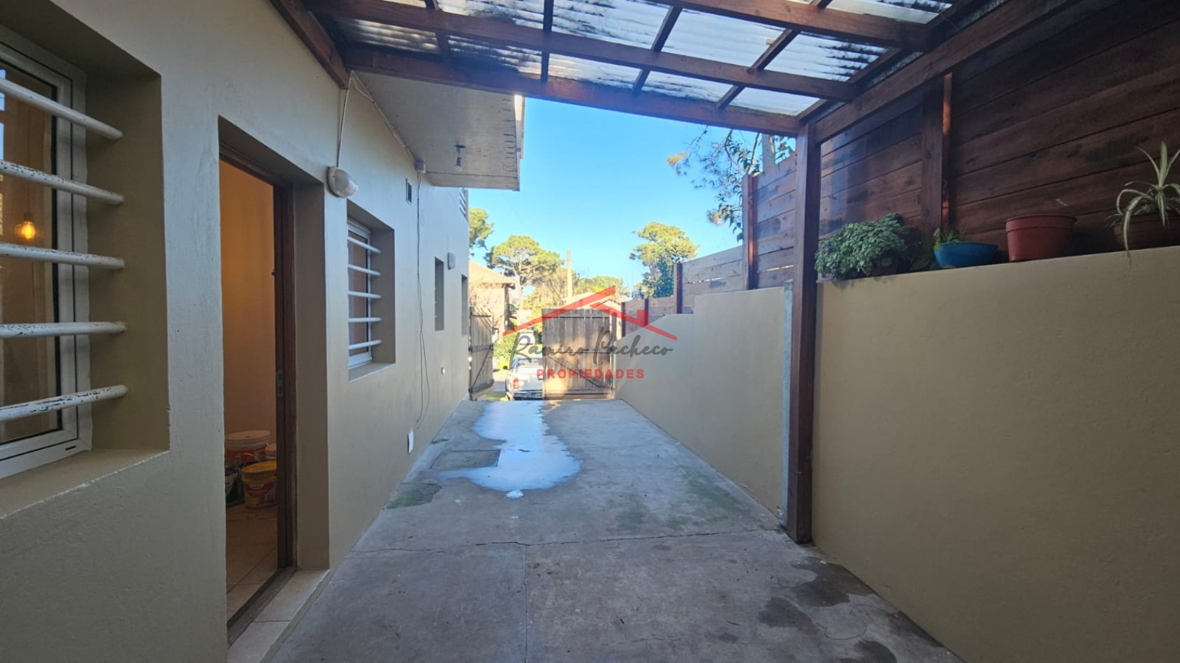 Alquiler casa de 5 ambientes en Pinamar