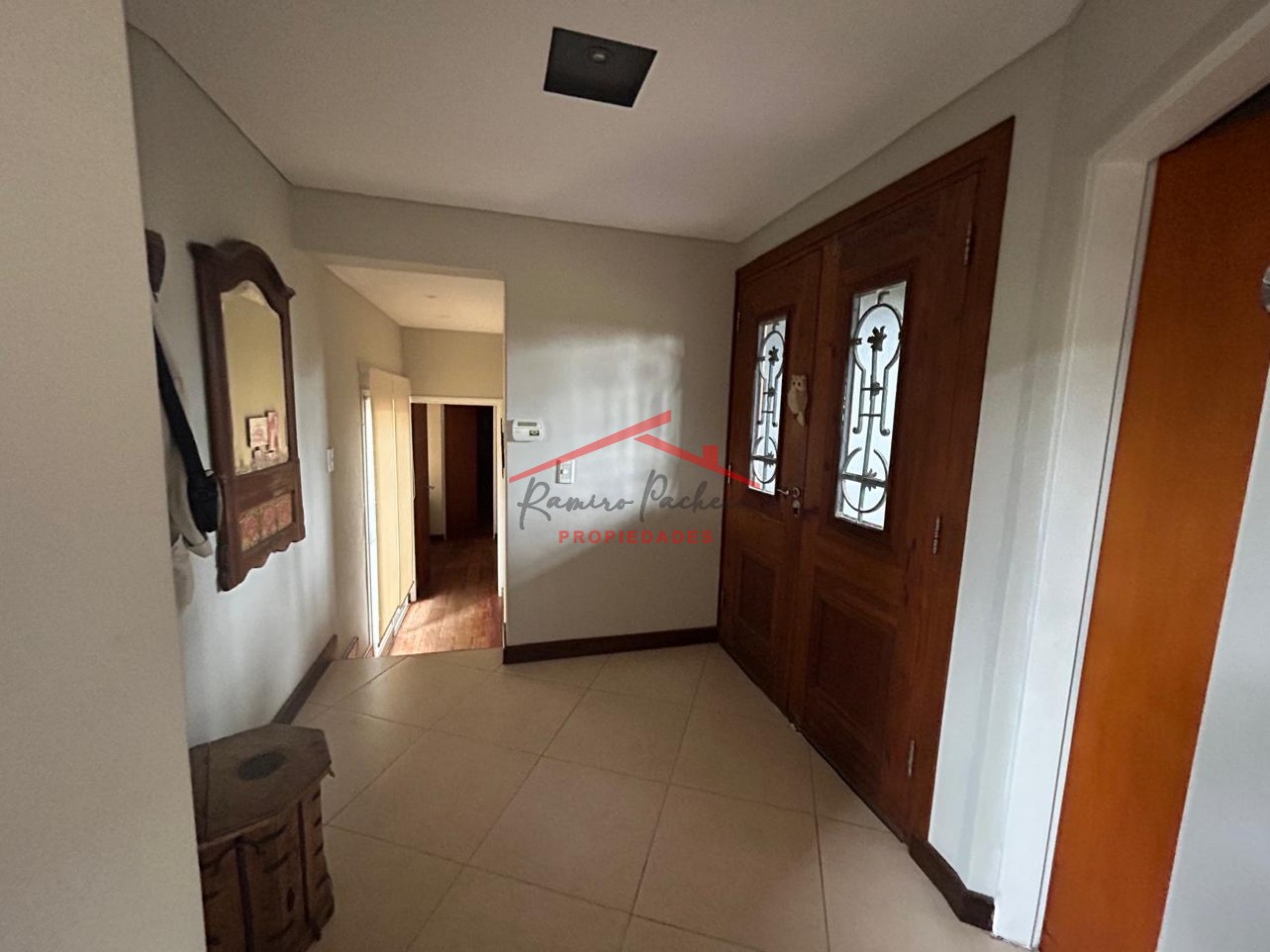 Casa en venta en pinamar barrio nayades