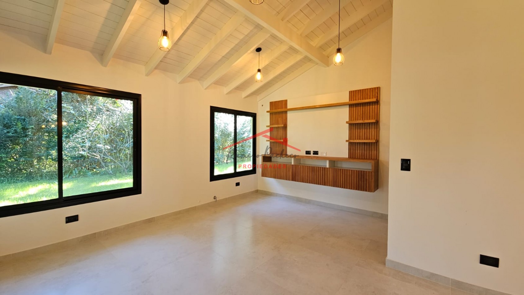 Casa en venta Pinamar financiacion  a estrenar oportunidad !