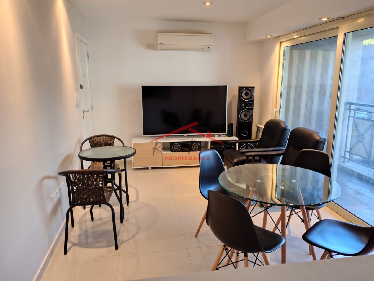 Departamento dos ambientes en La Plata