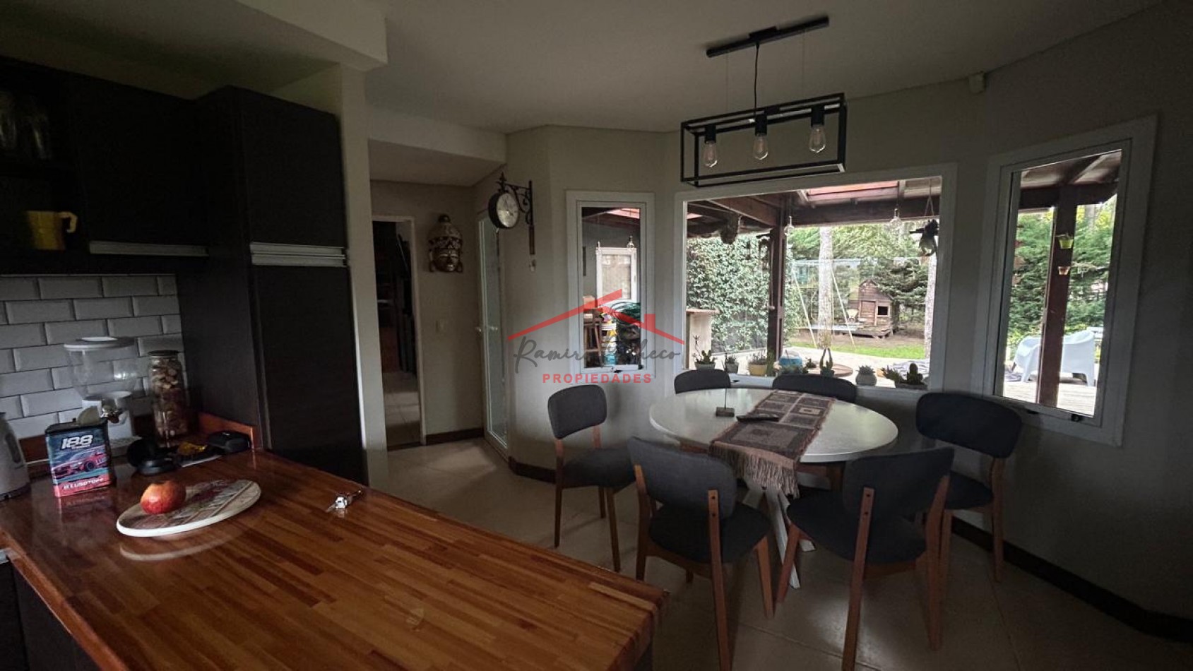 Casa en venta en pinamar barrio nayades