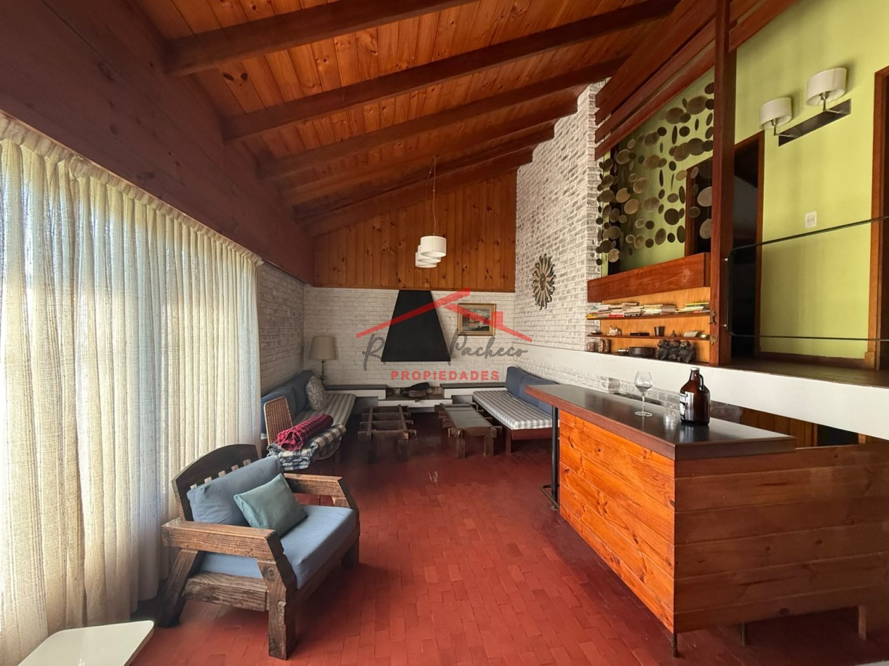Casa en Alquiler Anual en Pinamar