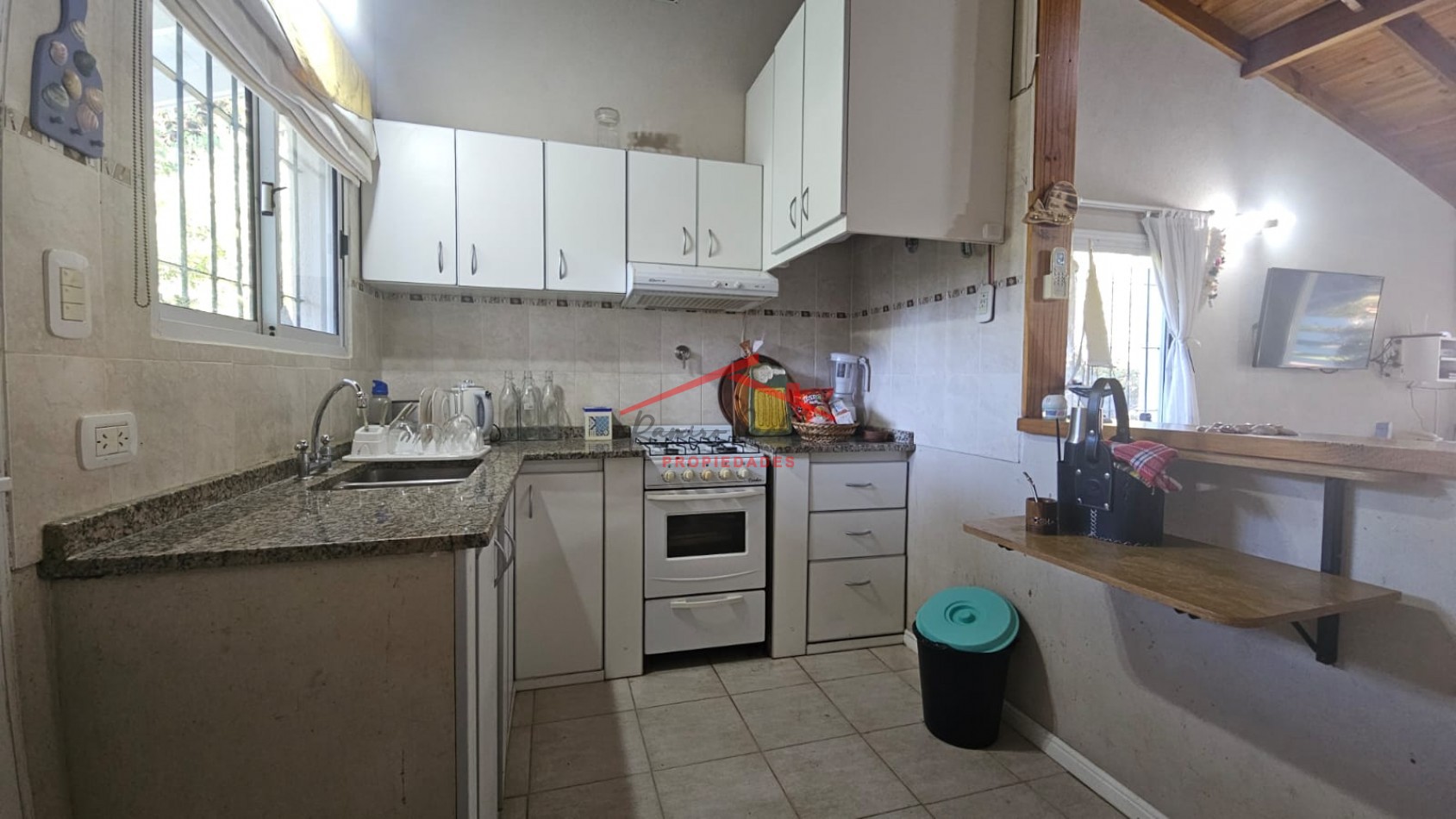 Se vende hermosa casa tres ambientes valeria del mar !