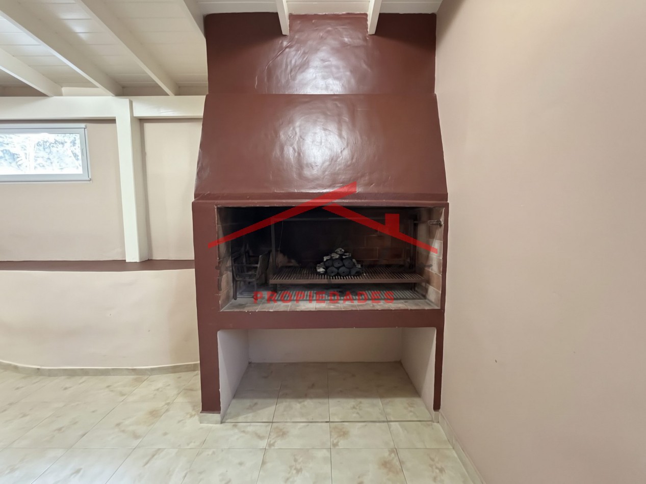 Casa en Pinamar Norte - Barrio Golf