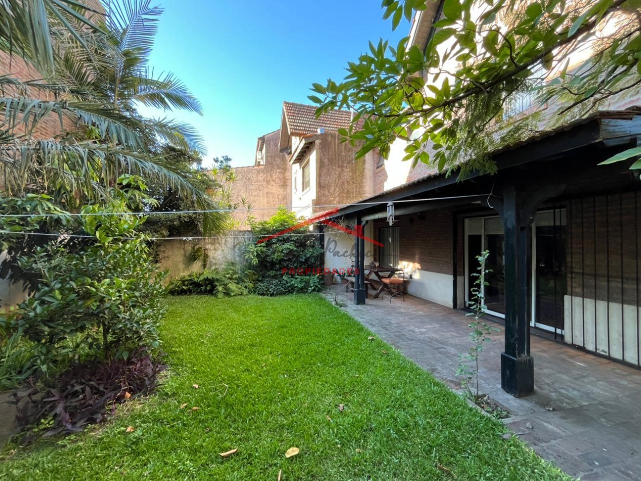 Casa en Martinez tipo PH TRIPLEX ¡Oportunidad!