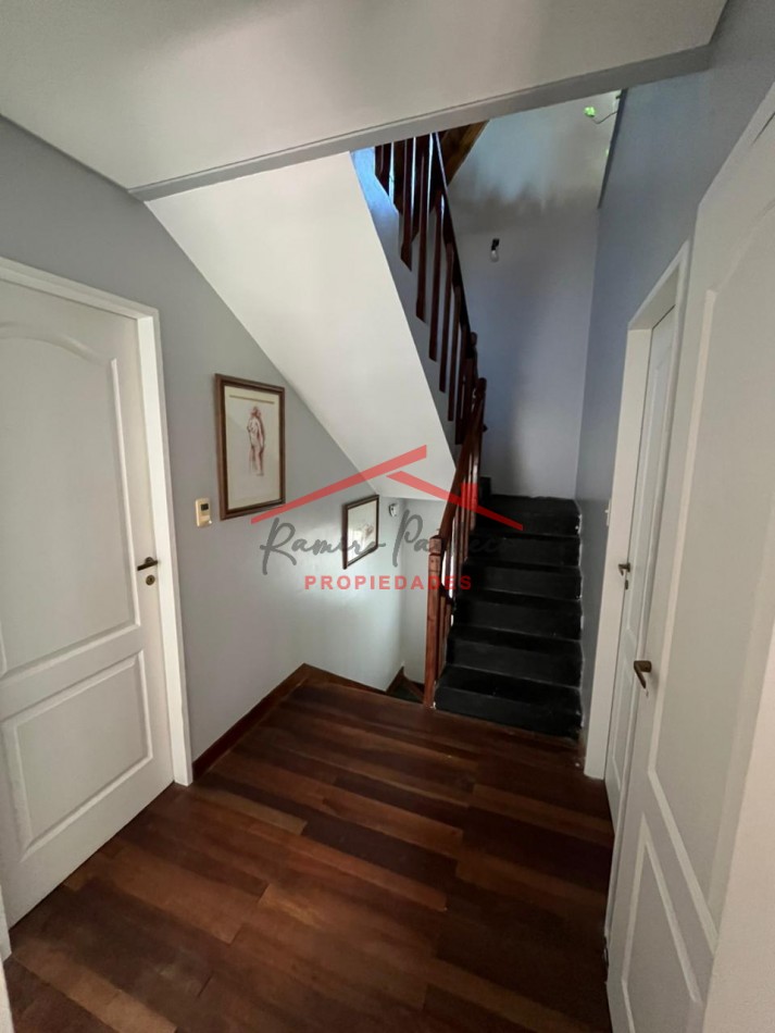 Casa en Martinez tipo PH TRIPLEX ¡Oportunidad!