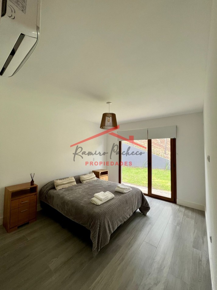 Casa en venta en Villa Robles oportunidad