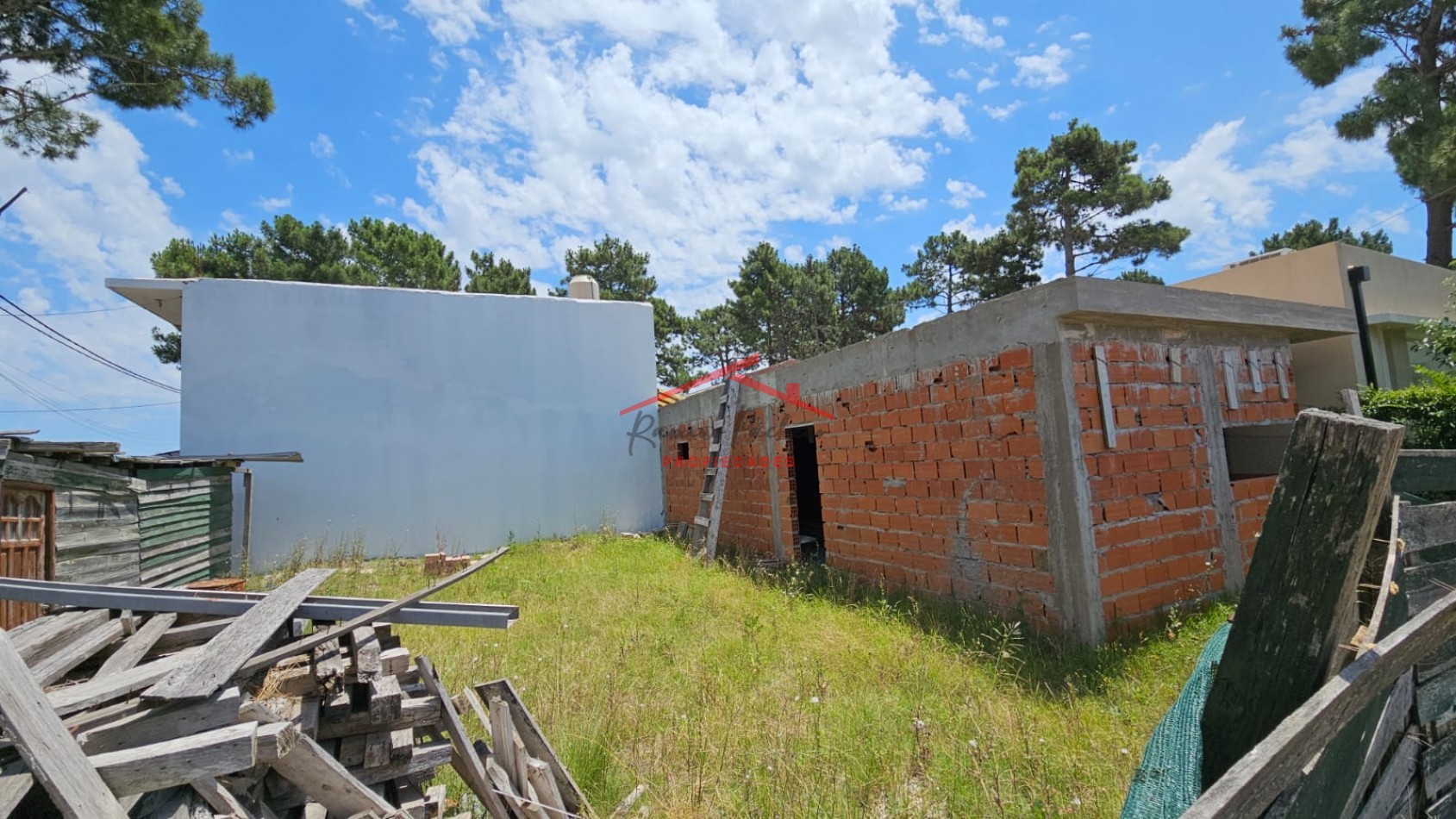 Lote industrial en venta zona Ostende