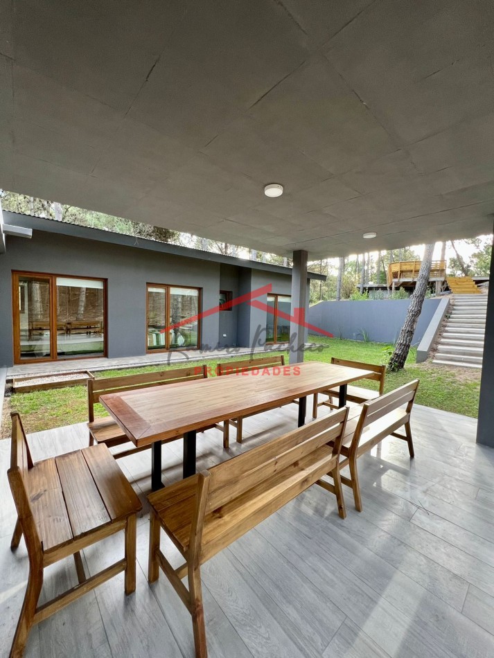 Casa en venta en Villa Robles oportunidad