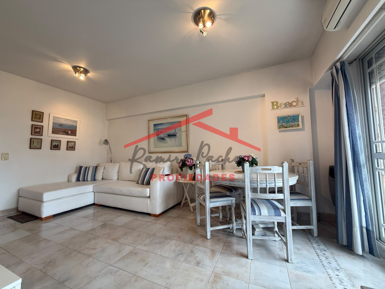 Se vende departamento tres ambientes en pinamar con vista al mar