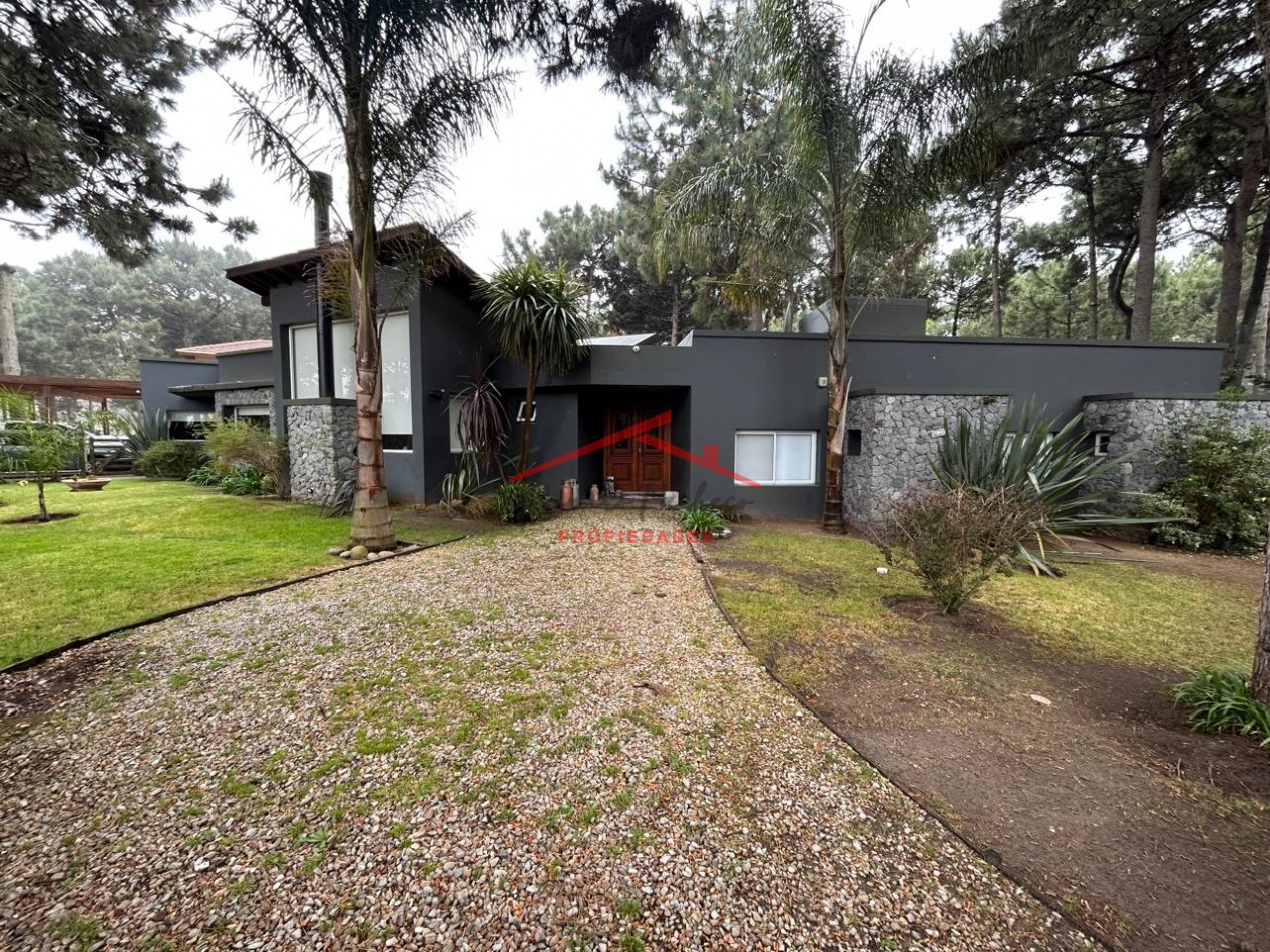 Casa en venta en pinamar barrio nayades