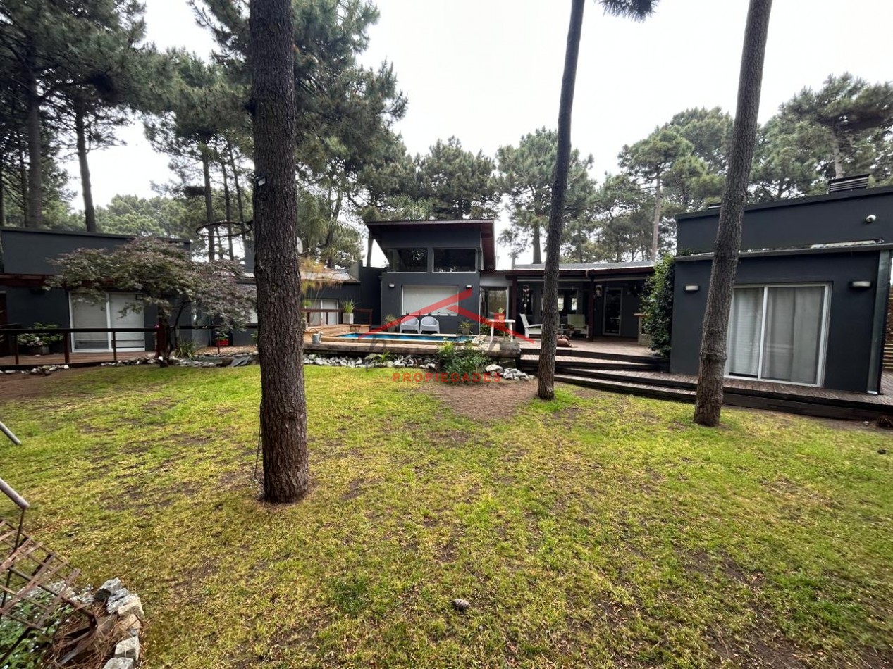Casa en venta en pinamar barrio nayades