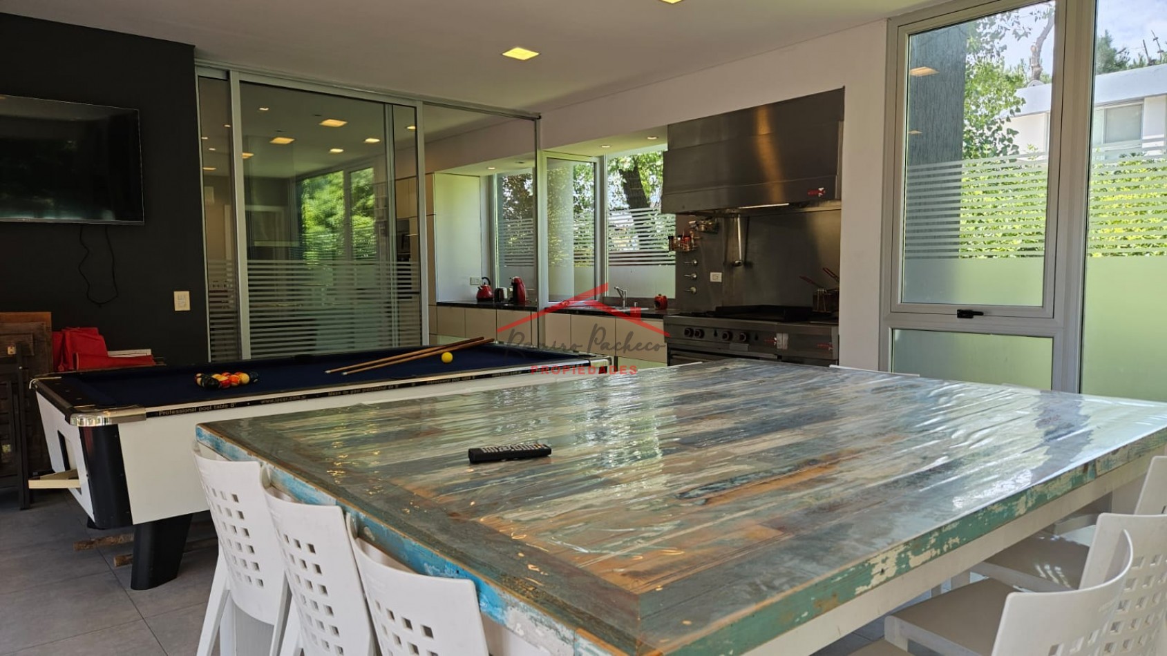 Casa en venta en Carilo 