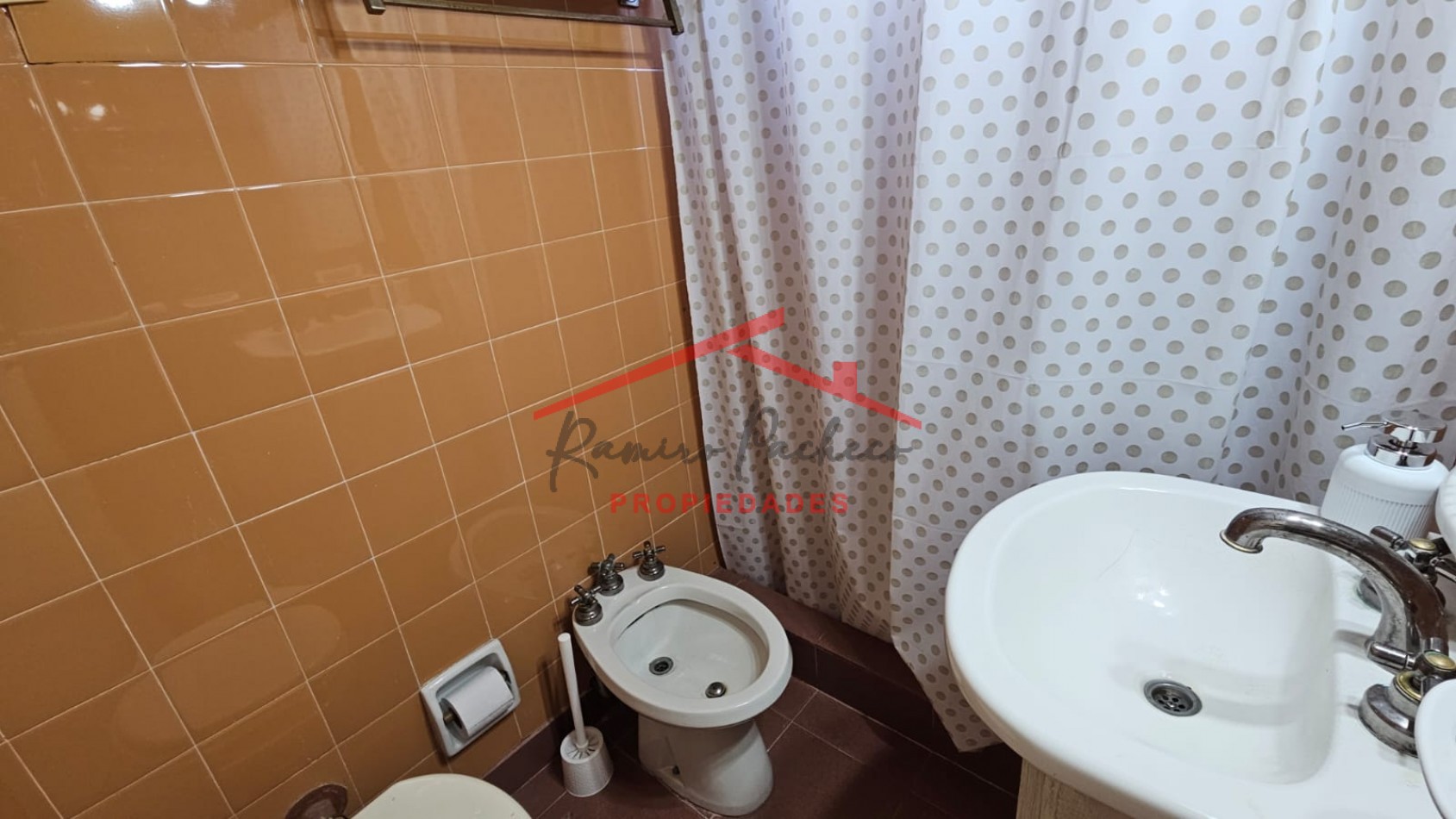 Departamento en venta en Pinamar dos ambientes centrico