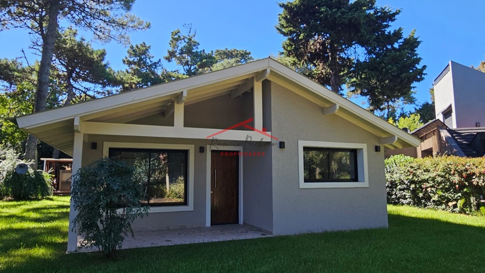 Casa en venta Pinamar financiacion  a estrenar oportunidad !
