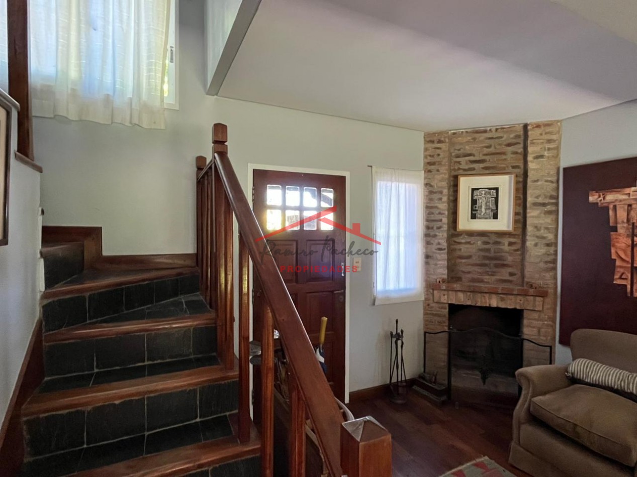 Casa en Martinez tipo PH TRIPLEX ¡Oportunidad!