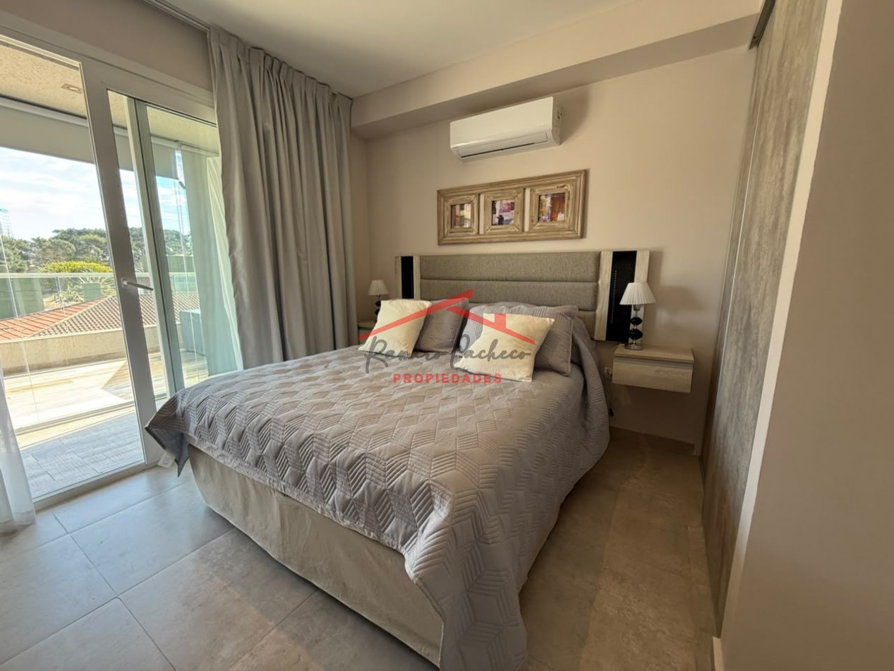Departamento unico en Pinamar con vista al mar