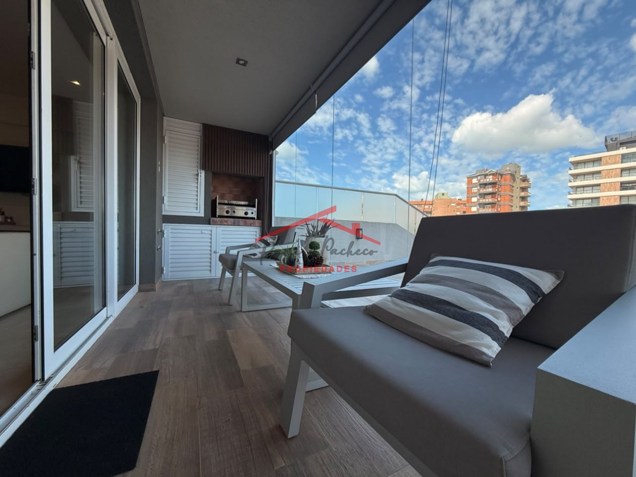 Departamento unico en Pinamar con vista al mar