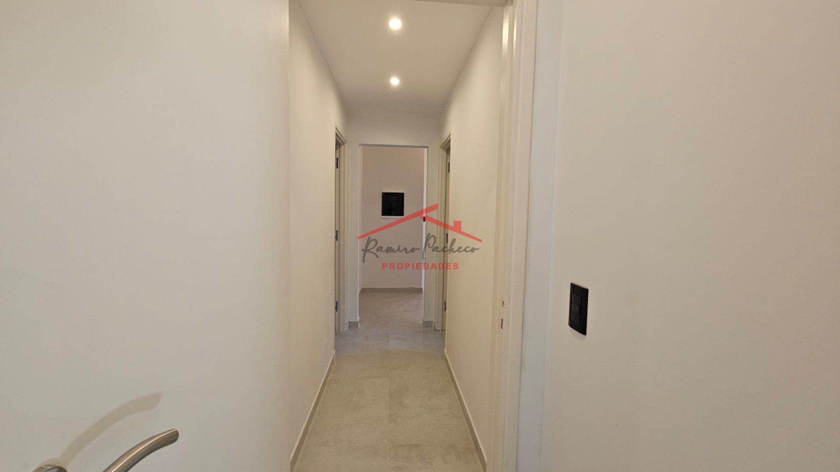 Casa en venta Pinamar financiacion  a estrenar oportunidad !