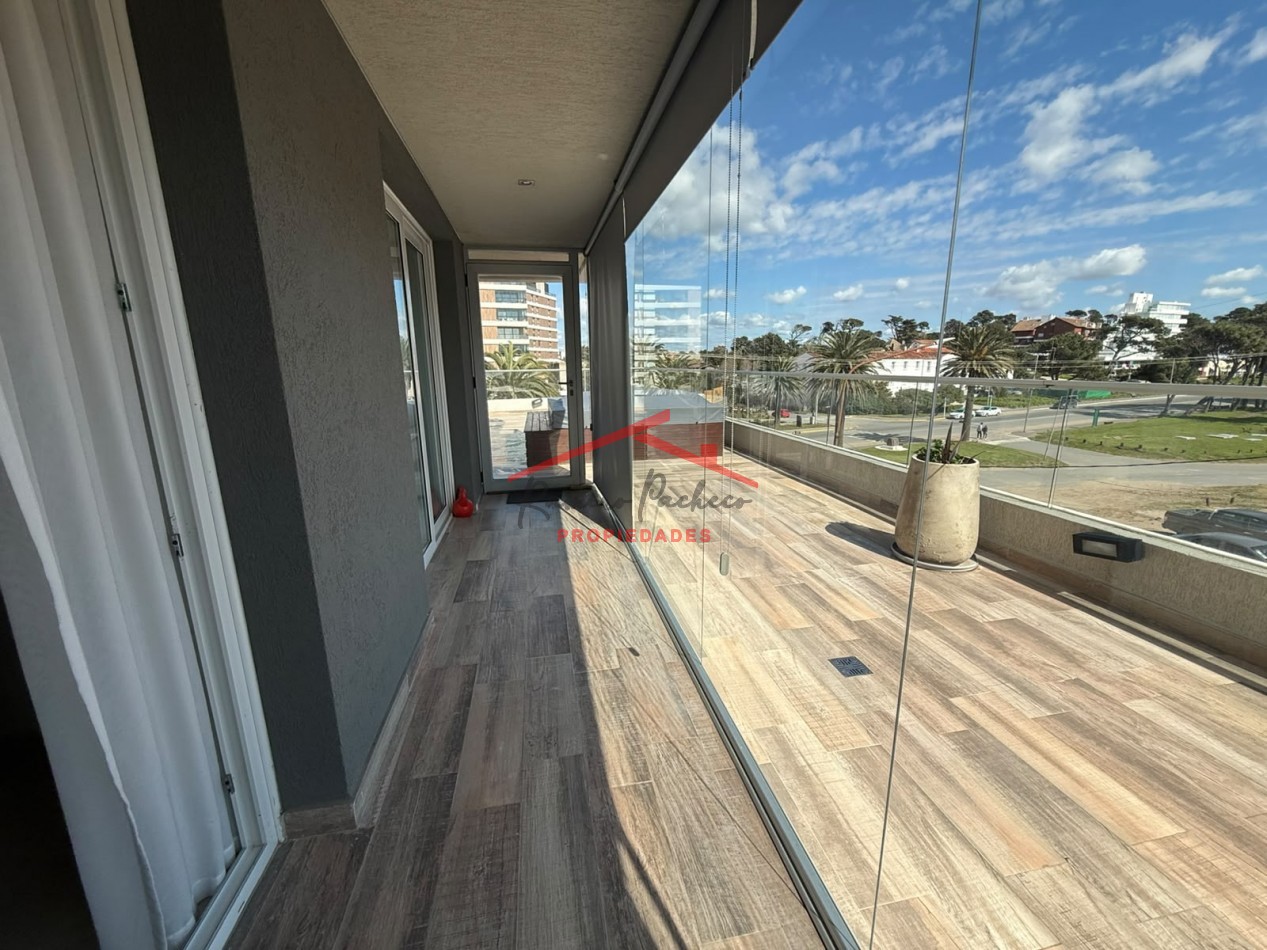 Departamento unico en Pinamar con vista al mar