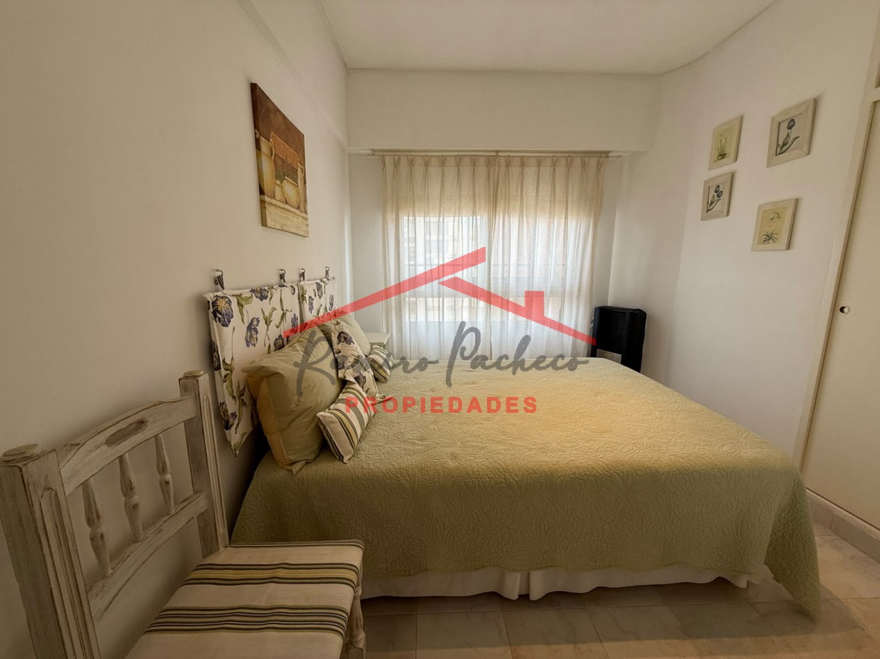 Se vende departamento tres ambientes en pinamar con vista al mar