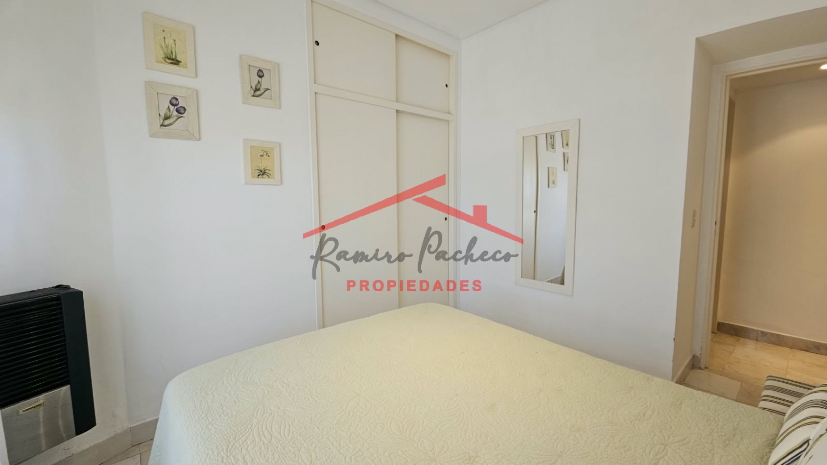 Se vende departamento tres ambientes en pinamar con vista al mar