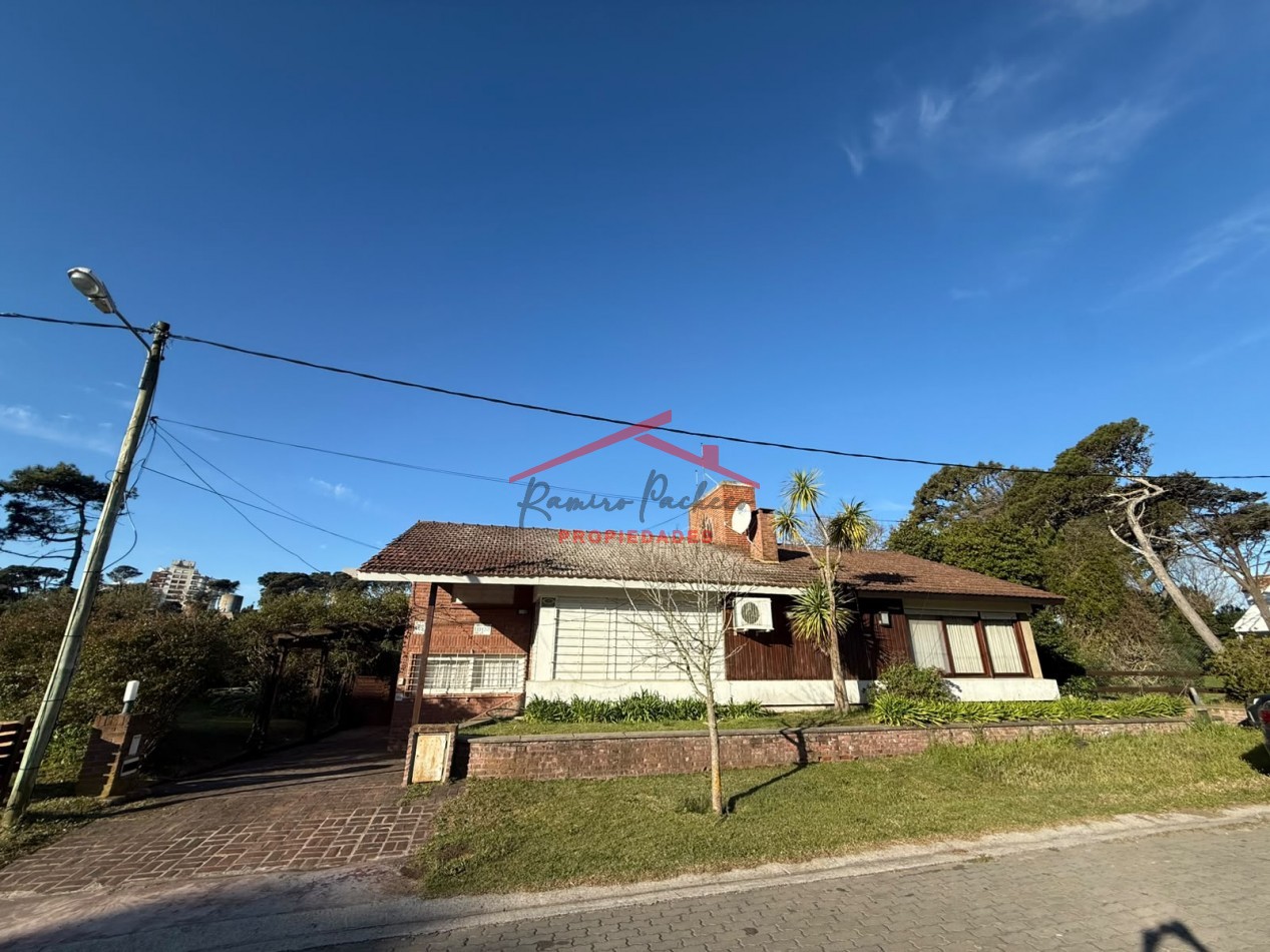 Casa en Alquiler Anual en Pinamar