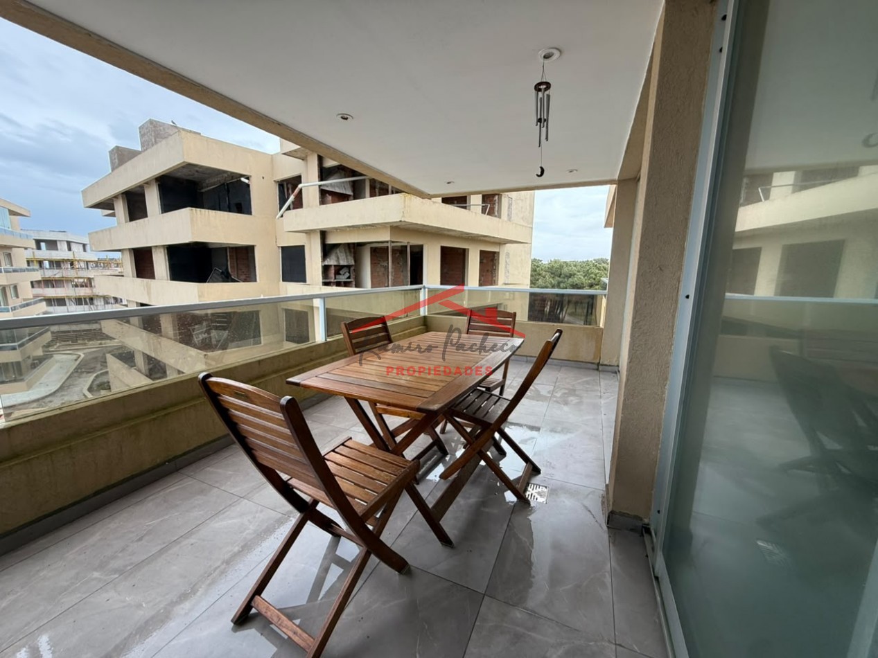 Departamento 3 ambientes en Villa Robles - Candida