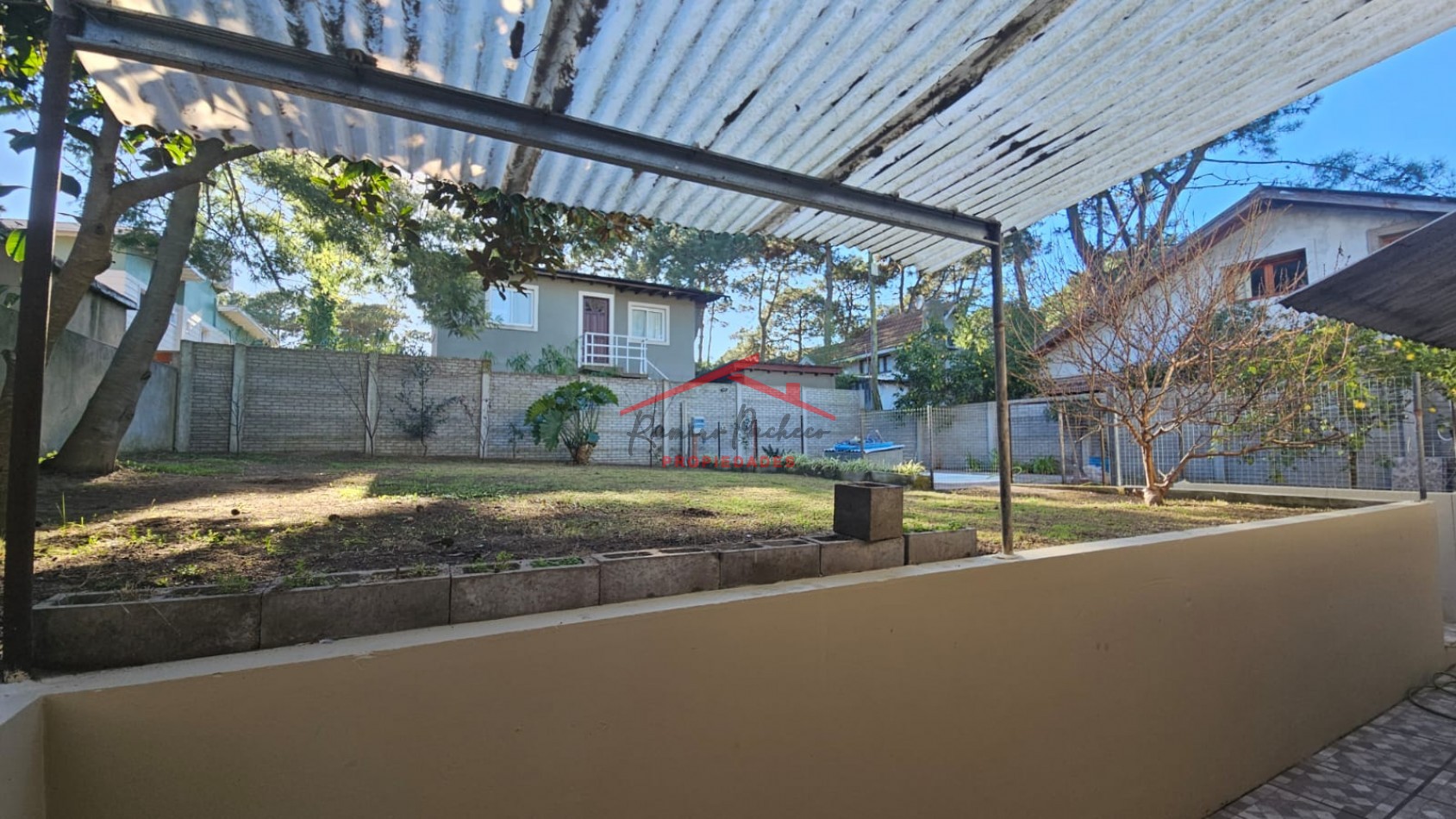 Alquiler casa de 5 ambientes en Pinamar