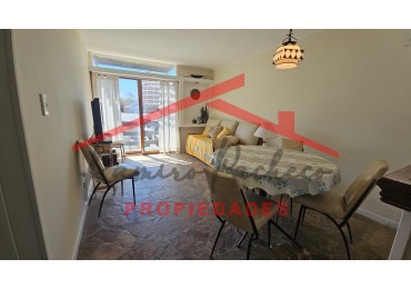 Se vende departamento en pinamar tres ambientes