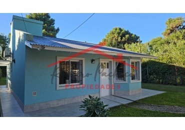 Se vende hermosa casa tres ambientes valeria del mar !