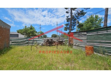 Lote industrial en venta zona Ostende