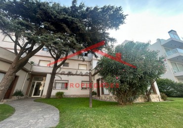 Departamento  en venta  oportunidad pinamar a metros de la playa !