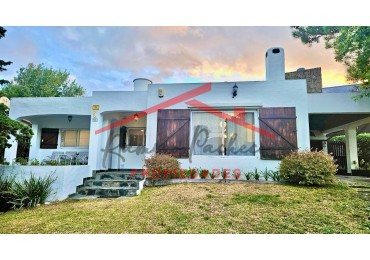 Casa en Pinamar a metros del mar